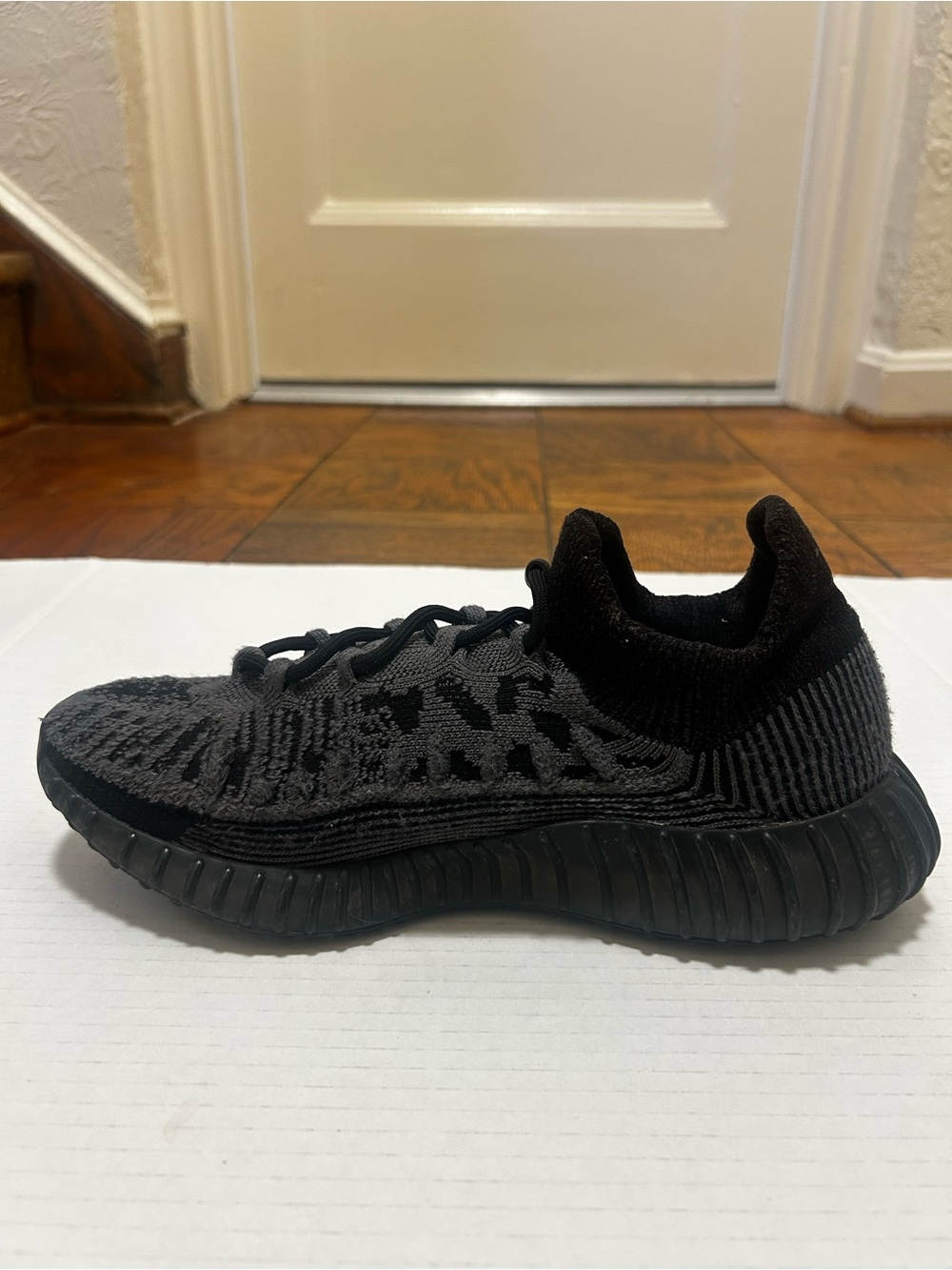 Men's Slate Onyx Adidas Yeezy Boost 350  V2 CMPCT Sneakers - Picture 5 of 9